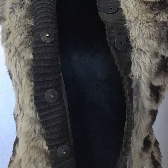 Yvonne e Marie Pete Vest - Picture 5 of 6